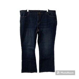 Levi Strauss & Co. Blue Dark Washed Mid Rise Cropped Denim Jeans Size W44 Inches